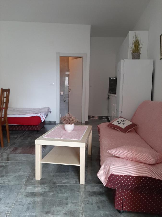 Cvita Apartment Vodice Bagian luar foto